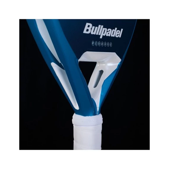 Bullpadel Pearl Cloud 25 padel ütő